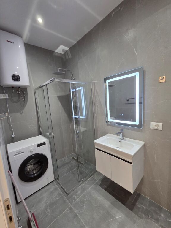 Affittasi Appartamento 1+1+1 Balcone