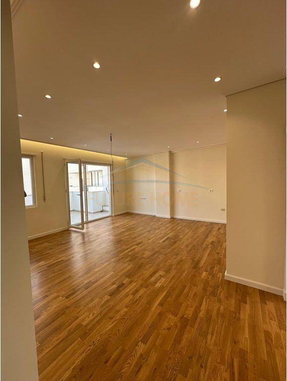 For sale, Apartment 2+1, Qesarak, Fresk