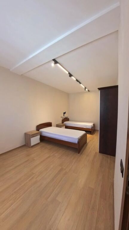 APARTAMENT ME QERA 1+1 SELVIA 60.000 LEKE FH-94295