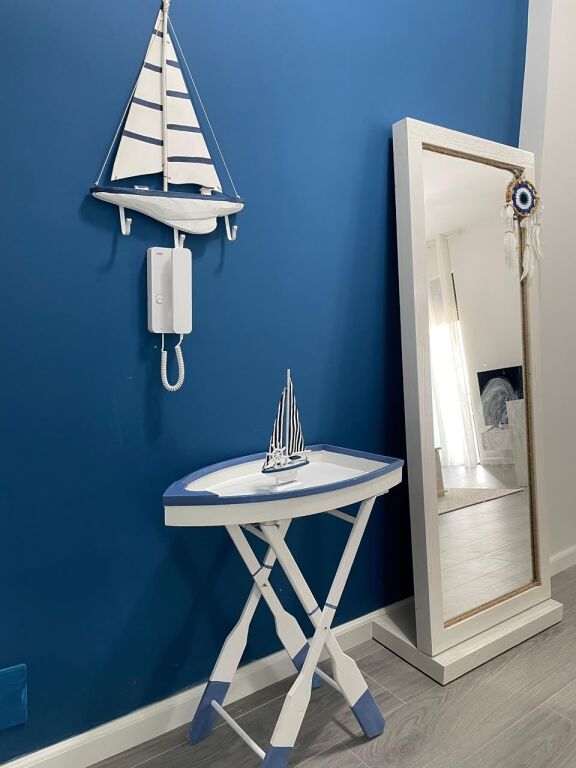 Apartament 2+1 me pamje deti me Qera Afatgjate - Radhime, Vlore
