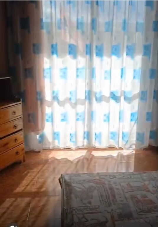 Ne Laprake(NE HYRJE) Shitet Apartament 2+1