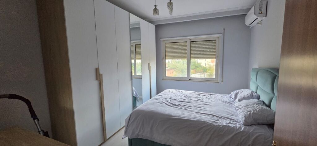 Shitet Apartament 1+1,Rruga e Ullishtes ,Liqeni I Thate