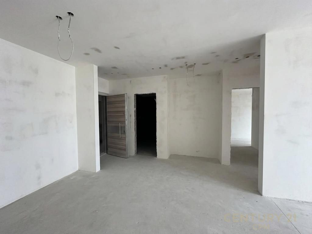 Vendesi Appartamento 2+1, Mirabella Residence, QSUT, Tirana