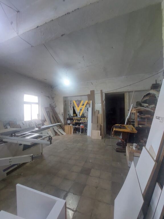 WAREHOUSE 100 M2 FOR RENT IN SELITE 40,000 LEKE