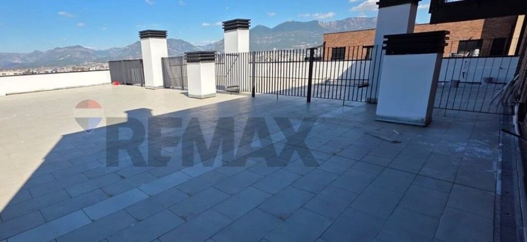 Apartament Premium me Verandë Për Shitje  ID: 530561005-56