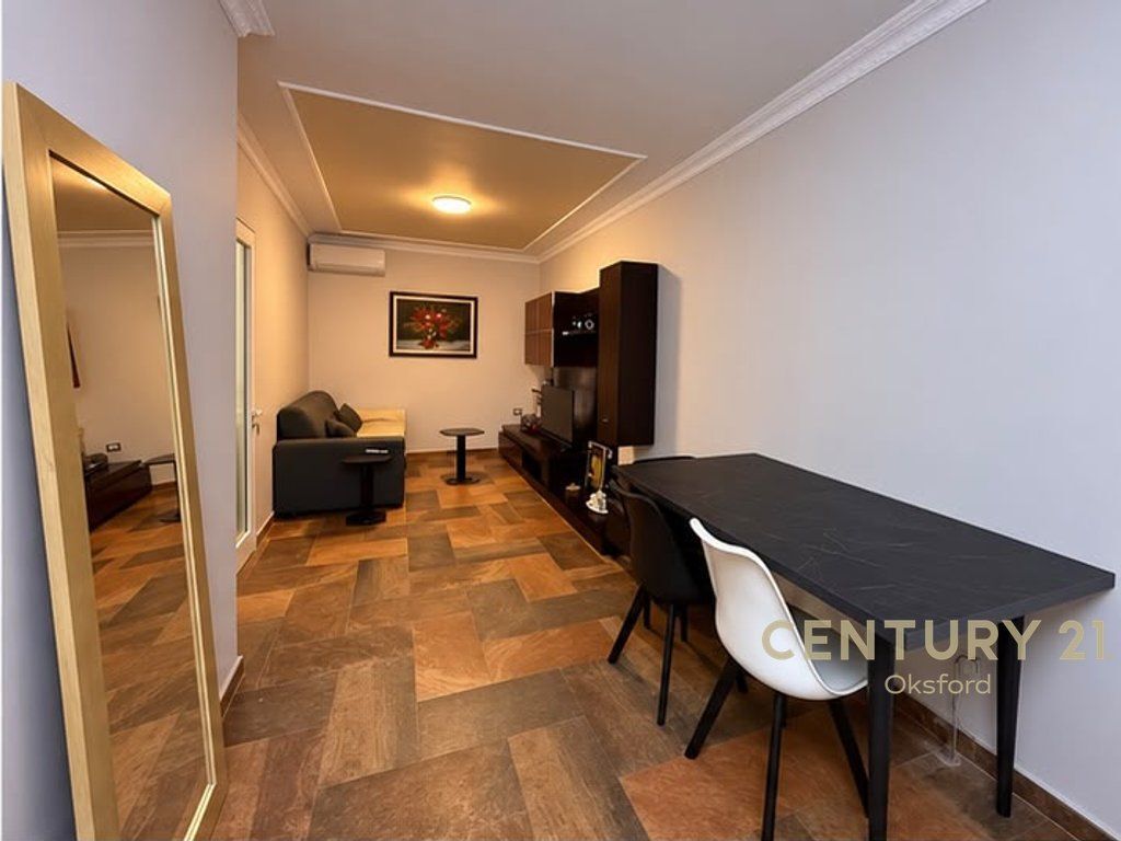 VICINO A SELVIS IN VIA SIRI KODRA, VENDESI 2 APPARTAMENTI 3+1+2 E APPARTAMENTO 1+1 422,400 €