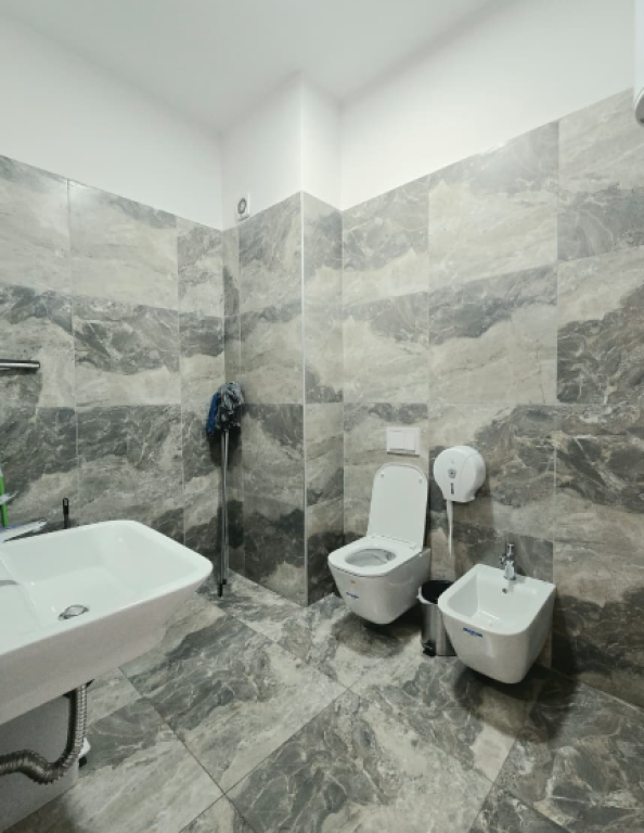 JEPET ME QIRA ZYRË 2+1 | SQUARE 21