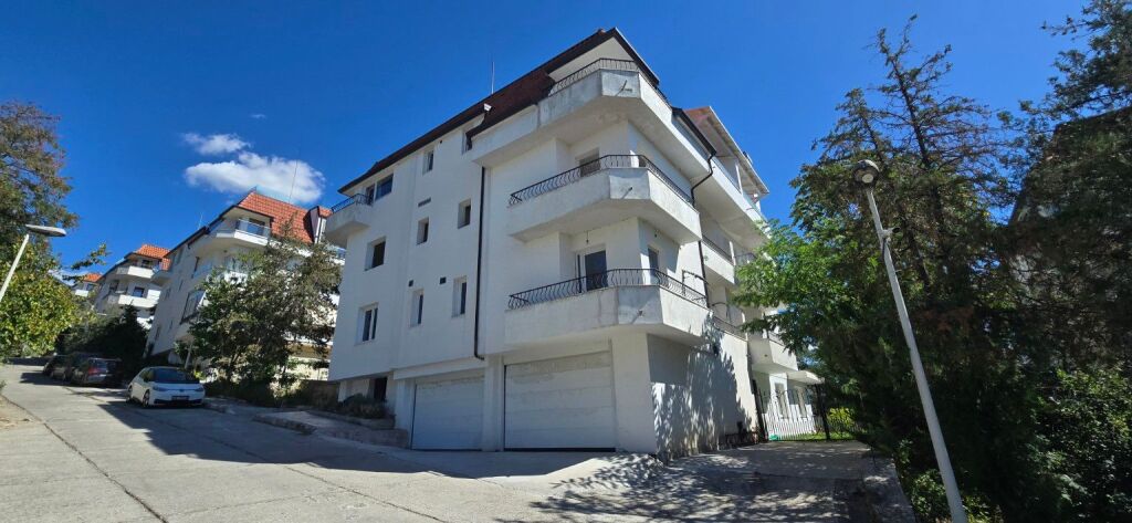 Shitet nga pronari: apartament 2+1, 120 m², me pamje panoramike – Fresk