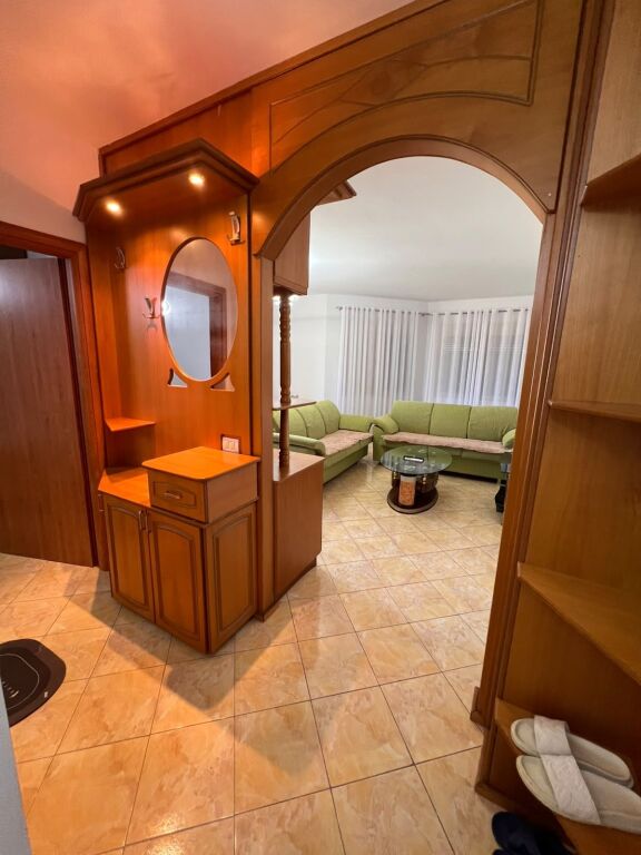 Jepet me qira apartament 1+1 me pamje deti – Plazh, Durrës