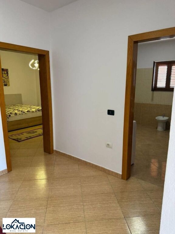 JEPET ME QIRA 𝐀𝐏𝐀𝐑𝐓𝐀𝐌𝐄𝐍𝐓 3+1+2 - SIRI KODRA, TIRANE