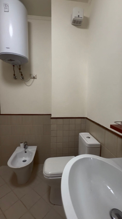 Jepet me qera apartament 2+1+2, te Liceu Artistik