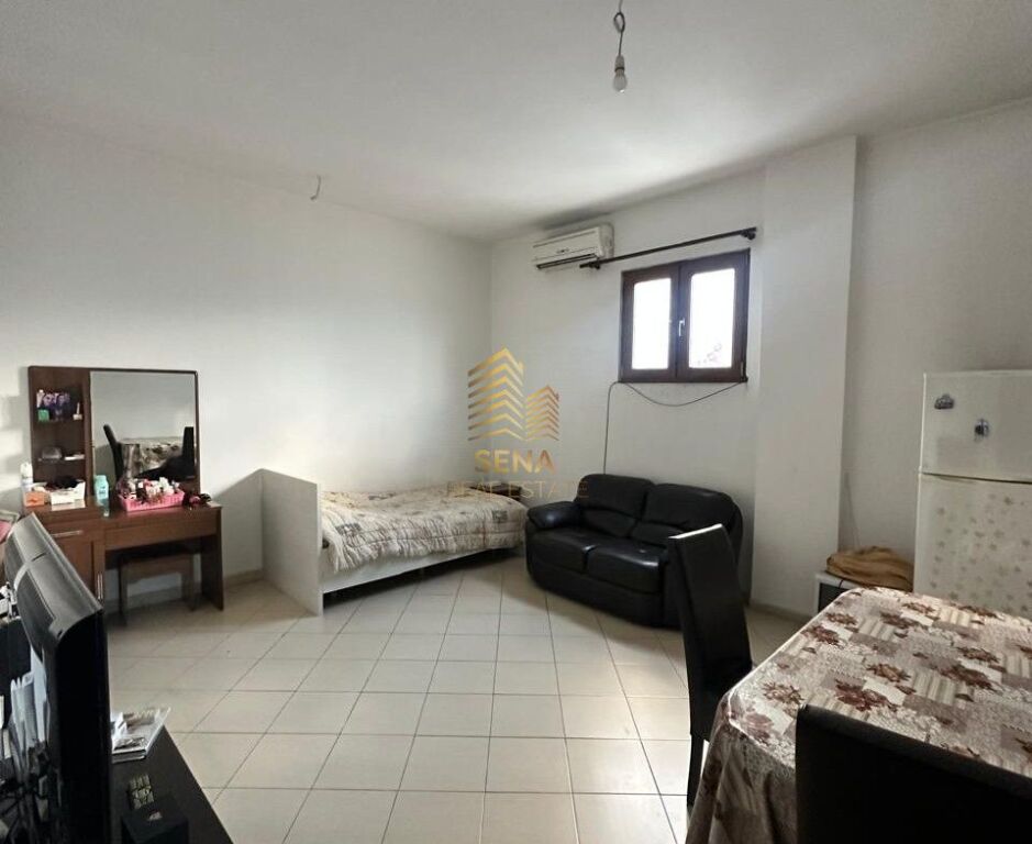 Rent, Private Entrance 1+1, Astir, 40,000 Lek/month