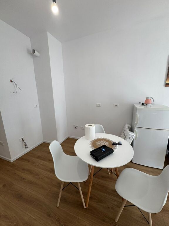 Shitet 1+1 tek Kadiu, 87 000 €
