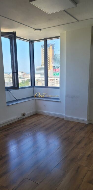 CENTRO AMBIENTE UFFICIO 108M2 IN AFFITTO