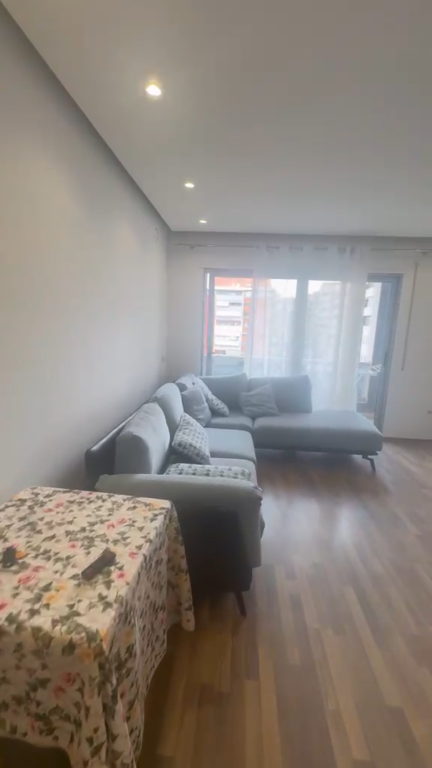 Apartament 2+1 per qera ne Astir !
