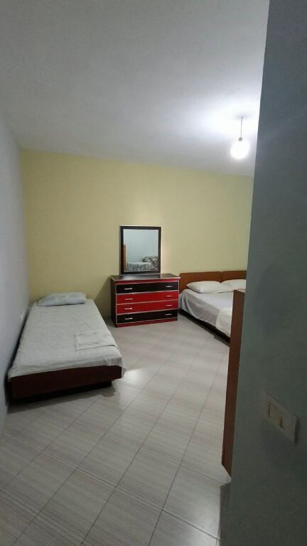 JEPET ME QIRA APARTAMENT 3+1 – STACIONI 2, PLAZH!
