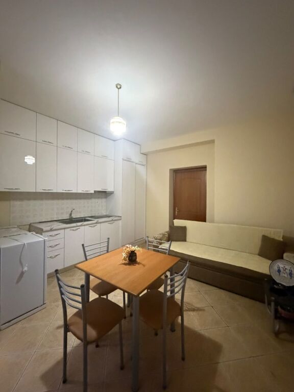 Studio apartment for rent