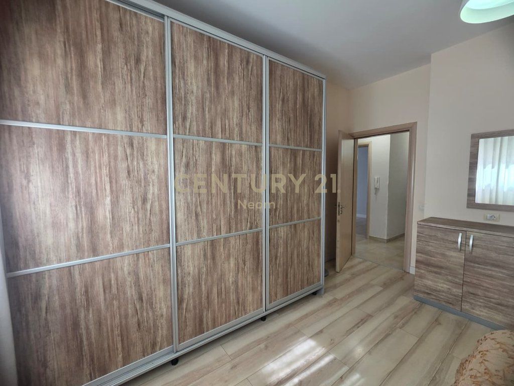 VENDESI APPARTAMENTO 3+1+2 | 167 M2 CON VISTA SUL GIARDINO ZOOLOGICO, SENZA VISTA MONTAGNA