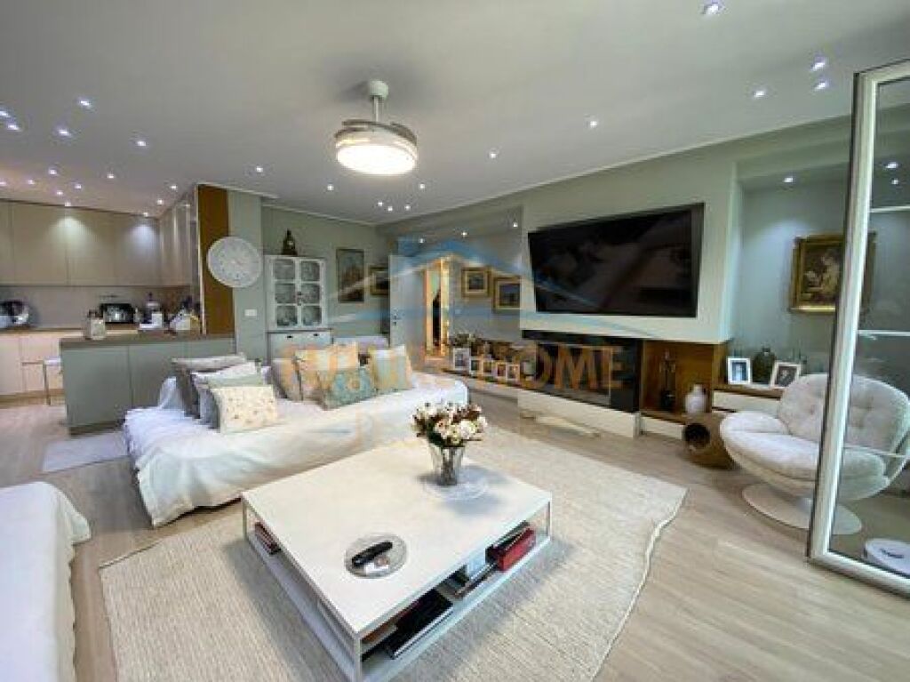 For sale, Apartment 3+1+3, Dry Lake