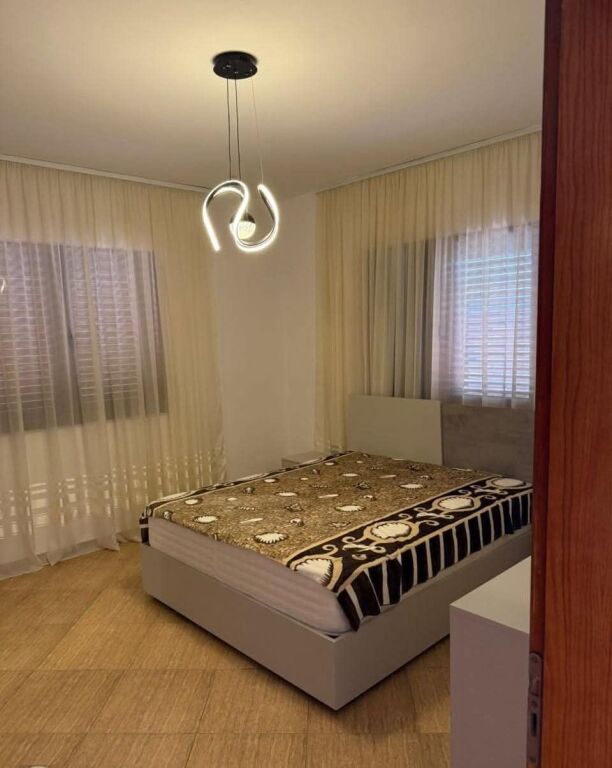 JEPET ME QIRA 𝐀𝐏𝐀𝐑𝐓𝐀𝐌𝐄𝐍𝐓 3+1+2 - SIRI KODRA, TIRANE