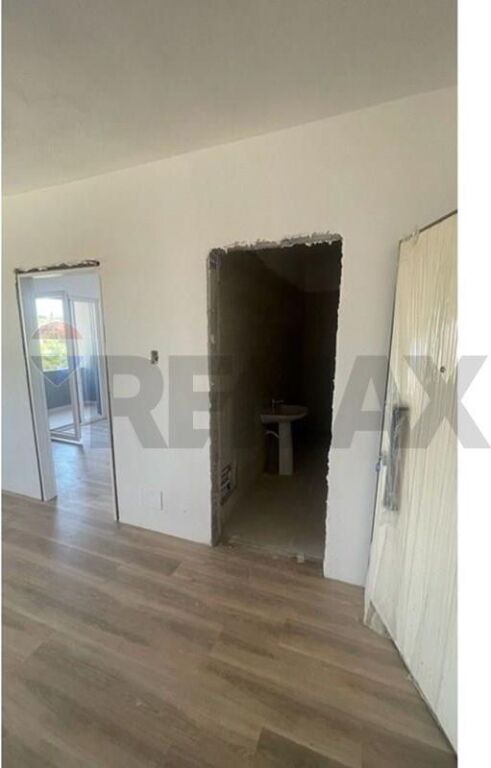 Appartamento - In Vendita - Paskuqan, Tirana