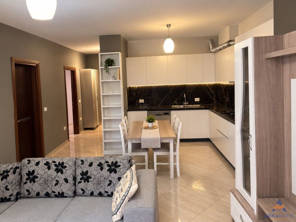 FOR SALE APARTMENT 2+1+BALCONY " FRATARI COMPLEX, NEW RING " 17200000 LEK