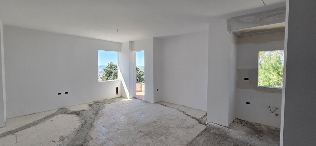 Shitet nga pronari: apartament 2+1, 120 m², me pamje panoramike – Fresk