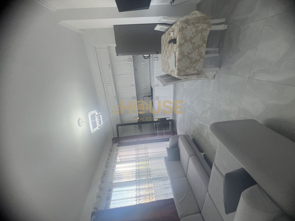 APARTAMENT 1+1+VERANDE ( I MODIFIKUAR) NE SHITJE