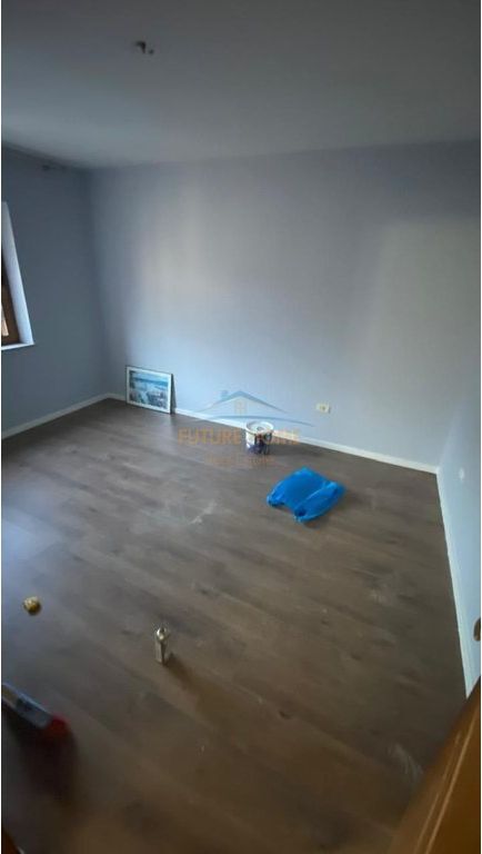 In vendita, Appartamento 2+1, Via Bardhyl, Tirana.