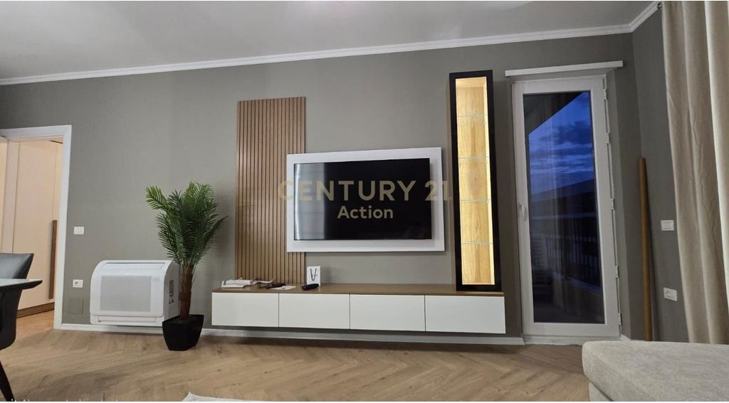 Lirohet ne 19 Tetor 🏡 APARTAMENT 2+1 ME QIRA – UNIVERS CITY