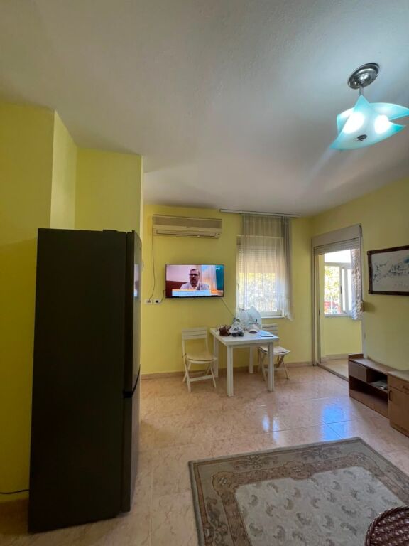 🏡✨ SHITET APARTAMENT 1+1 ME VERANDË TË MADHE – PLAZH ILIRIA, DURRËS