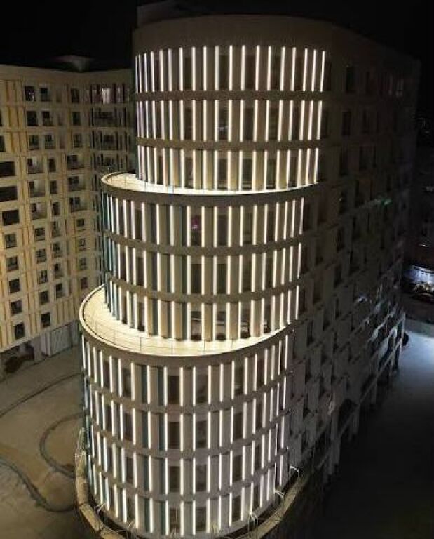 Shitet apartament 2+1+2 tek Kompleksi Sinani , Zogu i Zi