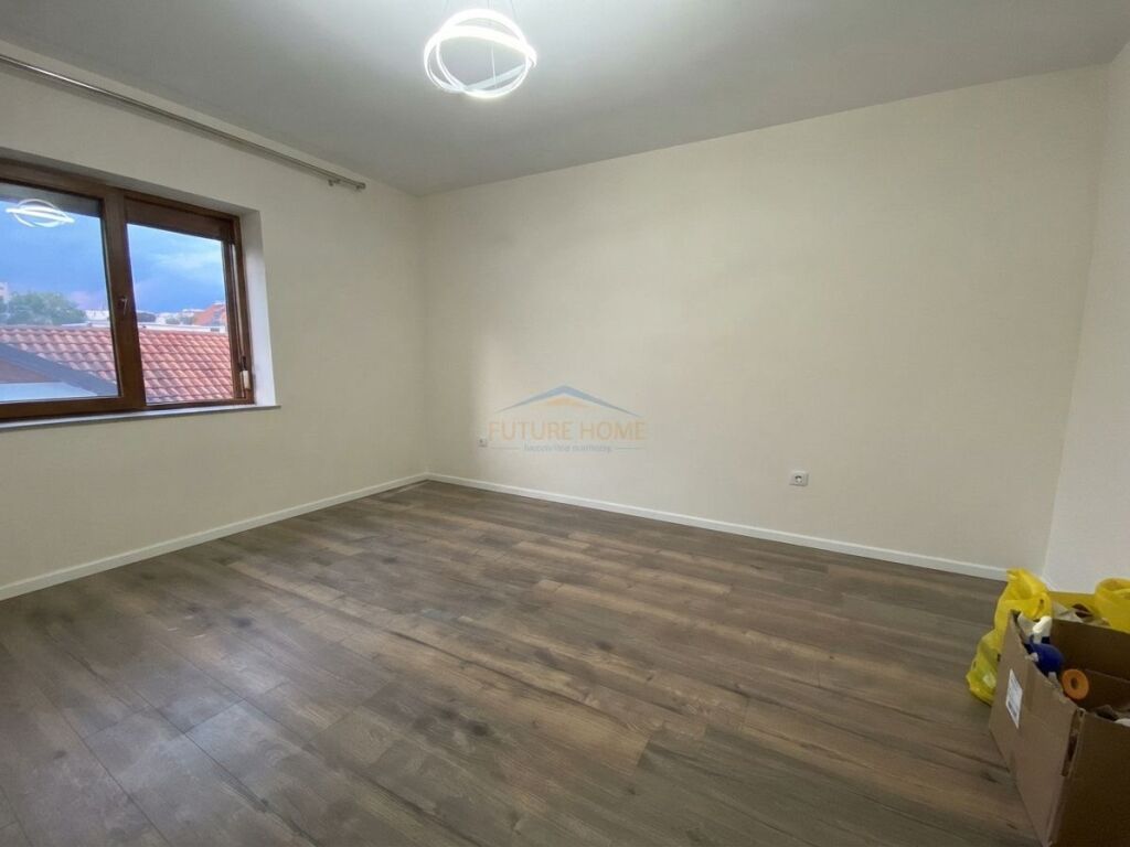 In vendita, Appartamento 2+1, Via Bardhyl, Tirana.