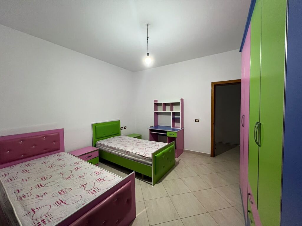 Apartament me qera 2+1+parkim misto Mame
