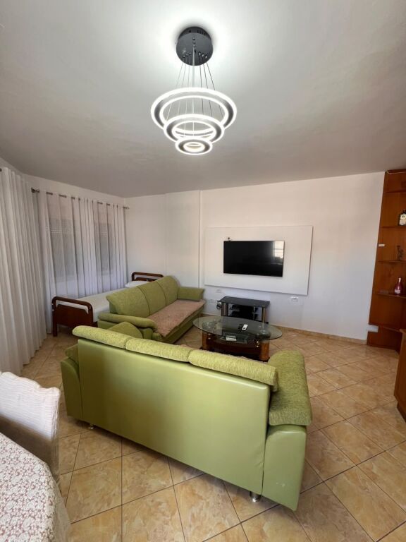 Jepet me qira apartament 1+1 me pamje deti – Plazh, Durrës