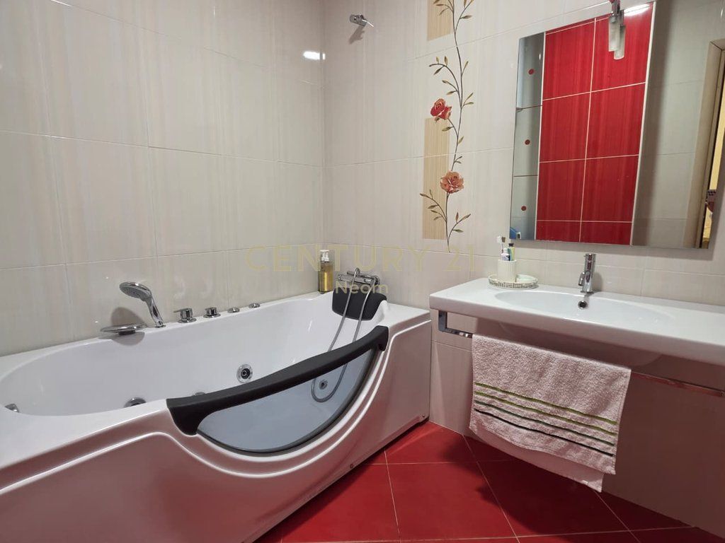 FOR SALE APARTMENT 3+1+2 | 167 M2 WITH VIEW OF THE ZOOLOGICAL GARDEN, WITHOUT MOUNTAIN VIEW