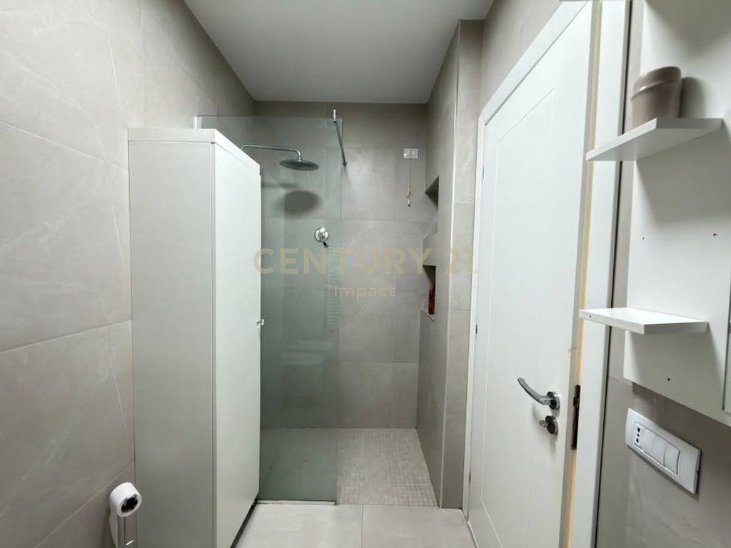 APARTAMENT ME QERA 2+1+2 TE AMBASADOR 3! 1,700 € /Muaj
