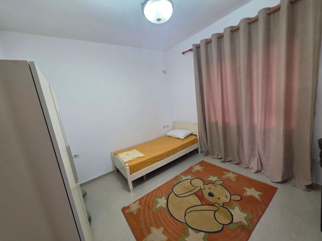 📍Rruga Jordan Misja Jepet Apartament 2+1+2+Verande Me Qera