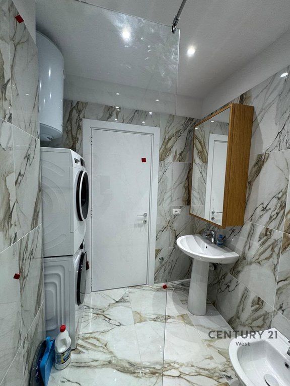 Apartment 2+1+2+ Parking Space for Sale, "Xheluks" Residence