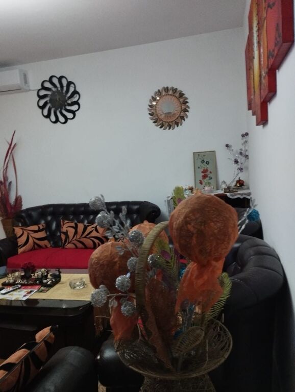 Apartament 2+1 per qera ne Yzberisht !