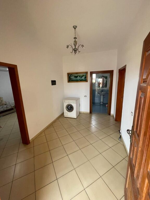 Si affitta il secondo piano di una villa 2+1