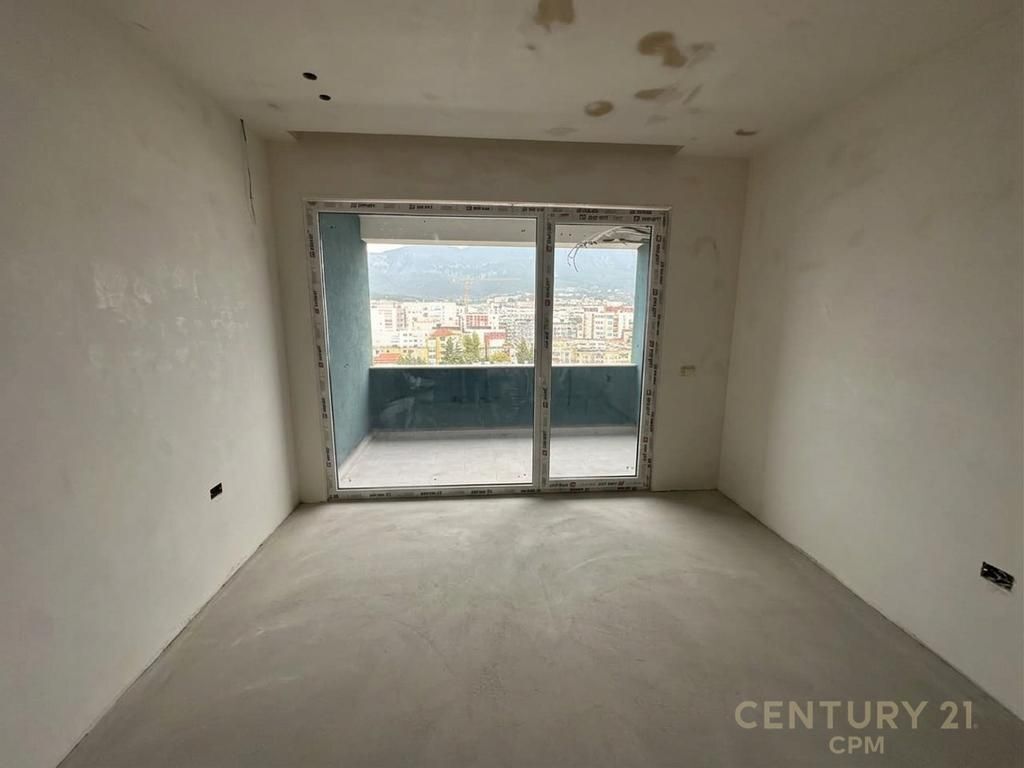Vendesi Appartamento 2+1, Mirabella Residence, QSUT, Tirana