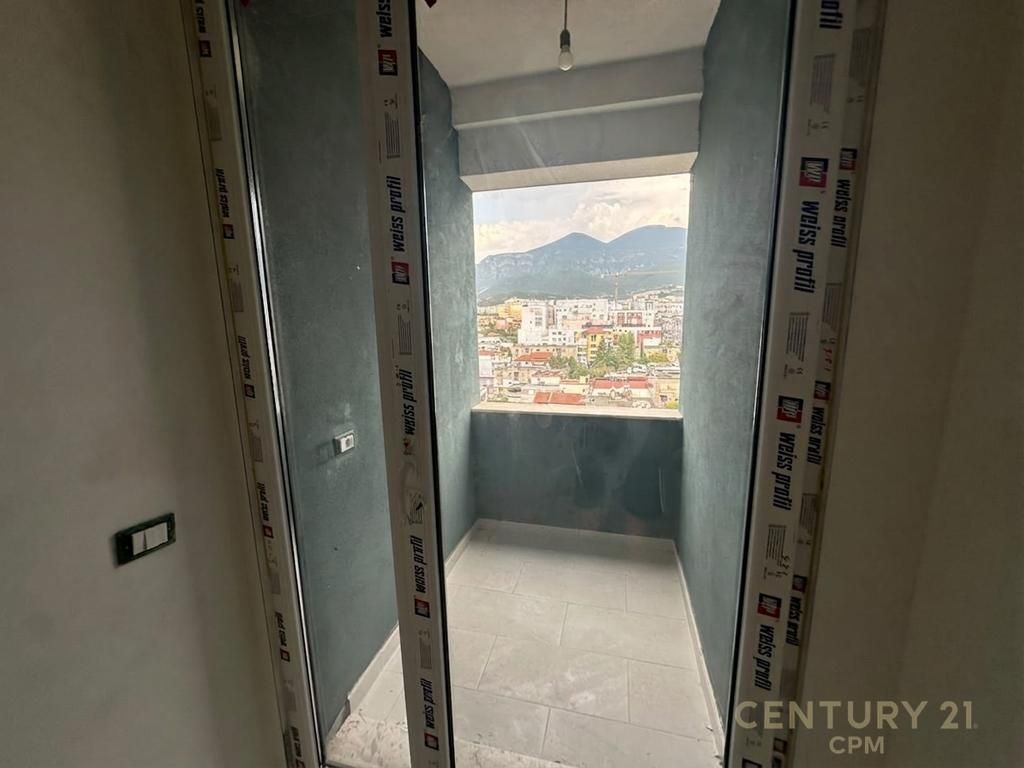 Vendesi Appartamento 2+1, Mirabella Residence, QSUT, Tirana