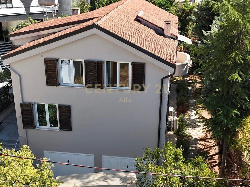VILË 3-KATËSHE PËR SHITJE TEK VILAT GJERMANE