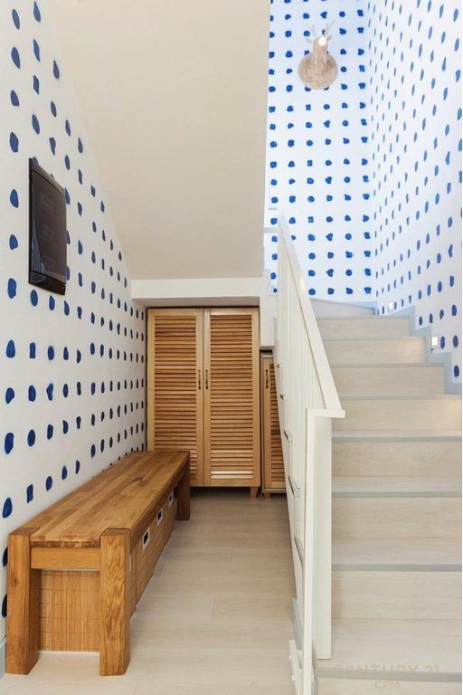 LURA 2 SELLING SUPER ADJACENT VILLAS LINE 2 568,500 € or 51,900,000 Lekë