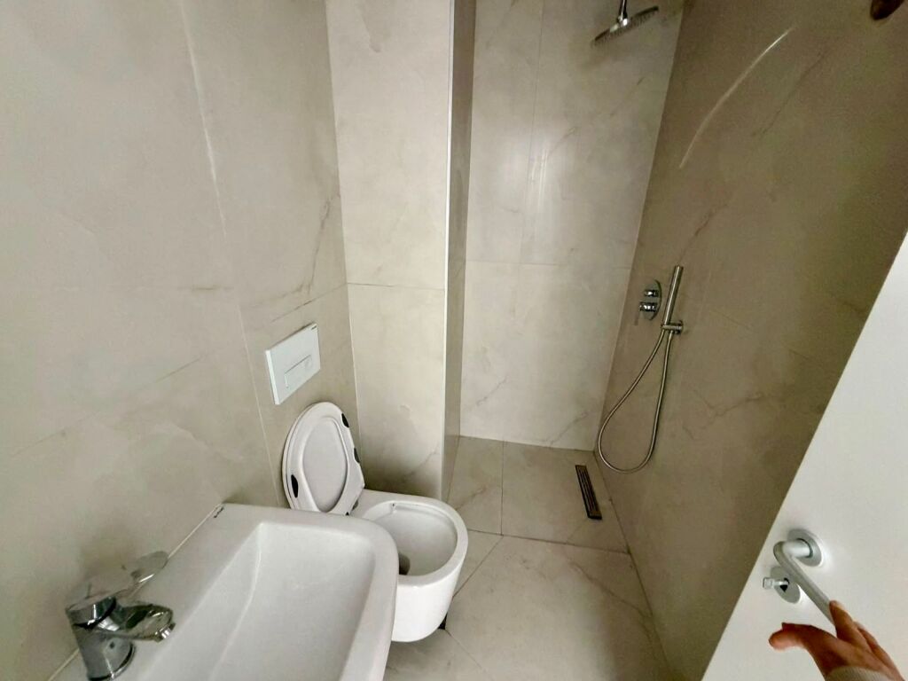 📣 RENT Apartment 1+1 📍 Kadiu Complex, Ali Dem 🛣️ “Pasho Hysa” Street ✨
