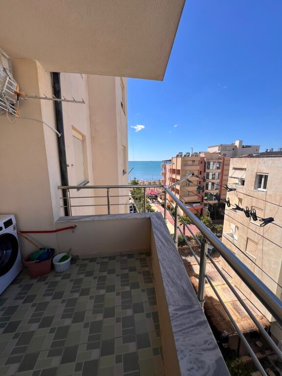 Jepet me qira apartament 1+1 me pamje deti – Plazh, Durrës