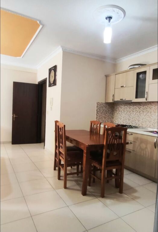 Okazion Apartament 2+1=50.000 leke Astir