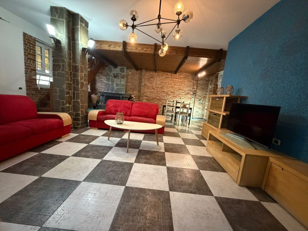 APARTAMENT 2+1 PËR SHITJE 220.000 €