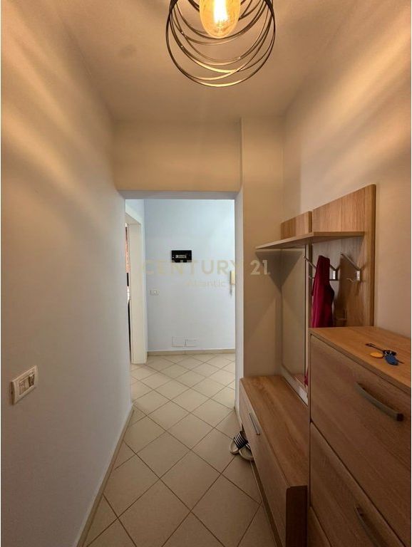 Apartament 1+1 Për Shitje në Shkëmbi i Kavajës